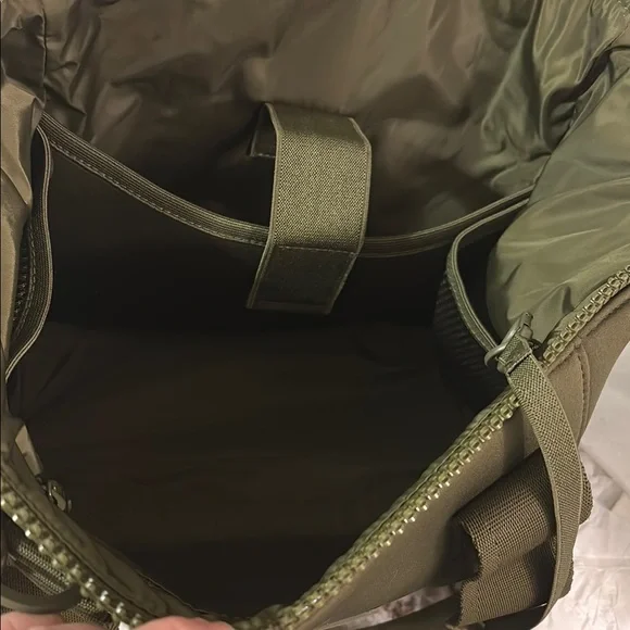 Dagne Dover Small Landon Dark Moss- Like New! - Picture 4 of 8